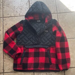 Columbia women’s  Black and Red Checkered Hoodie small NWOT